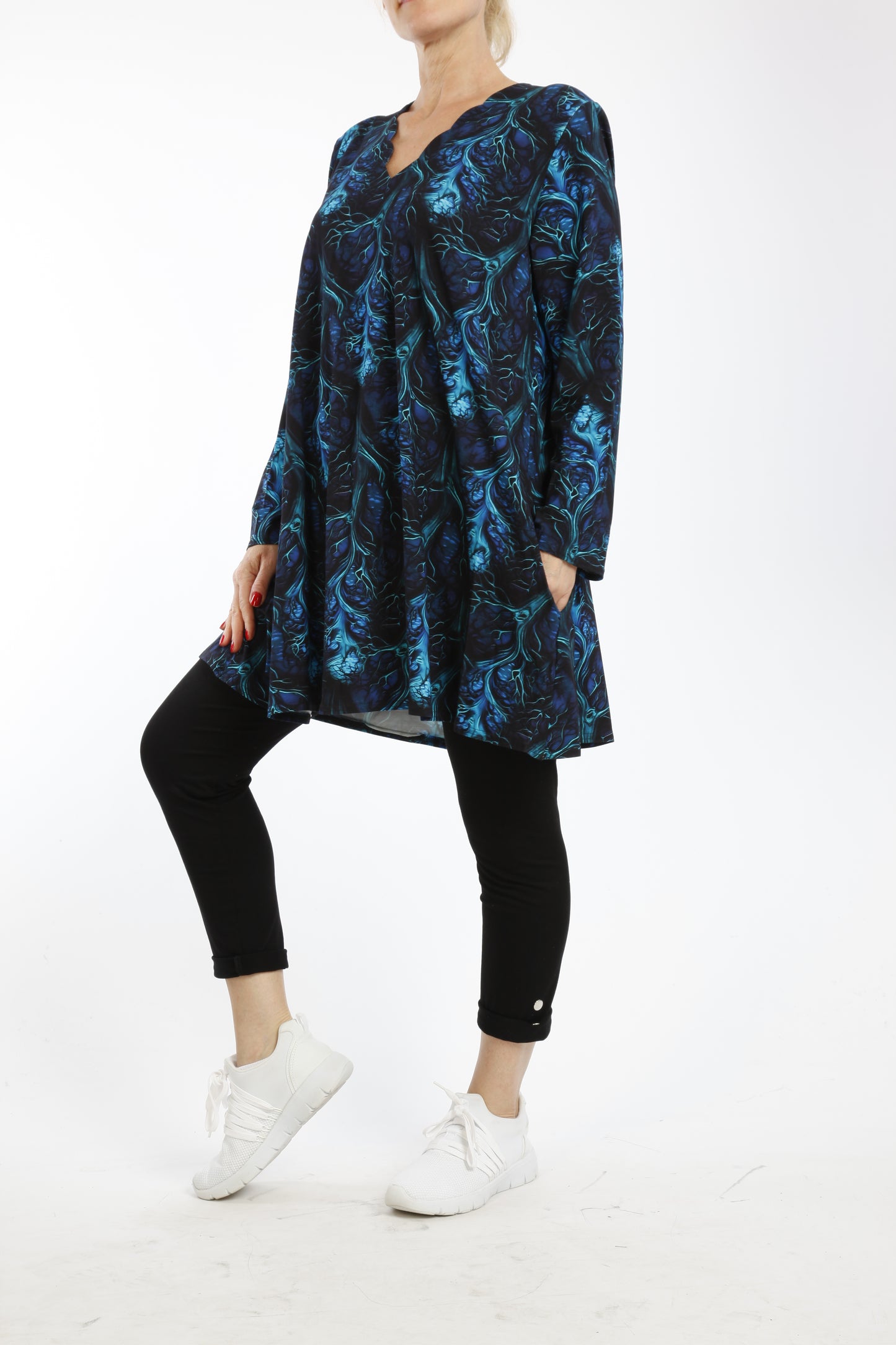 Damen Langarmshirt mit Ast-Muster – Viskose Tunika im Natürlichen Design & Bequemer Passform - Naveed Mode GmbH