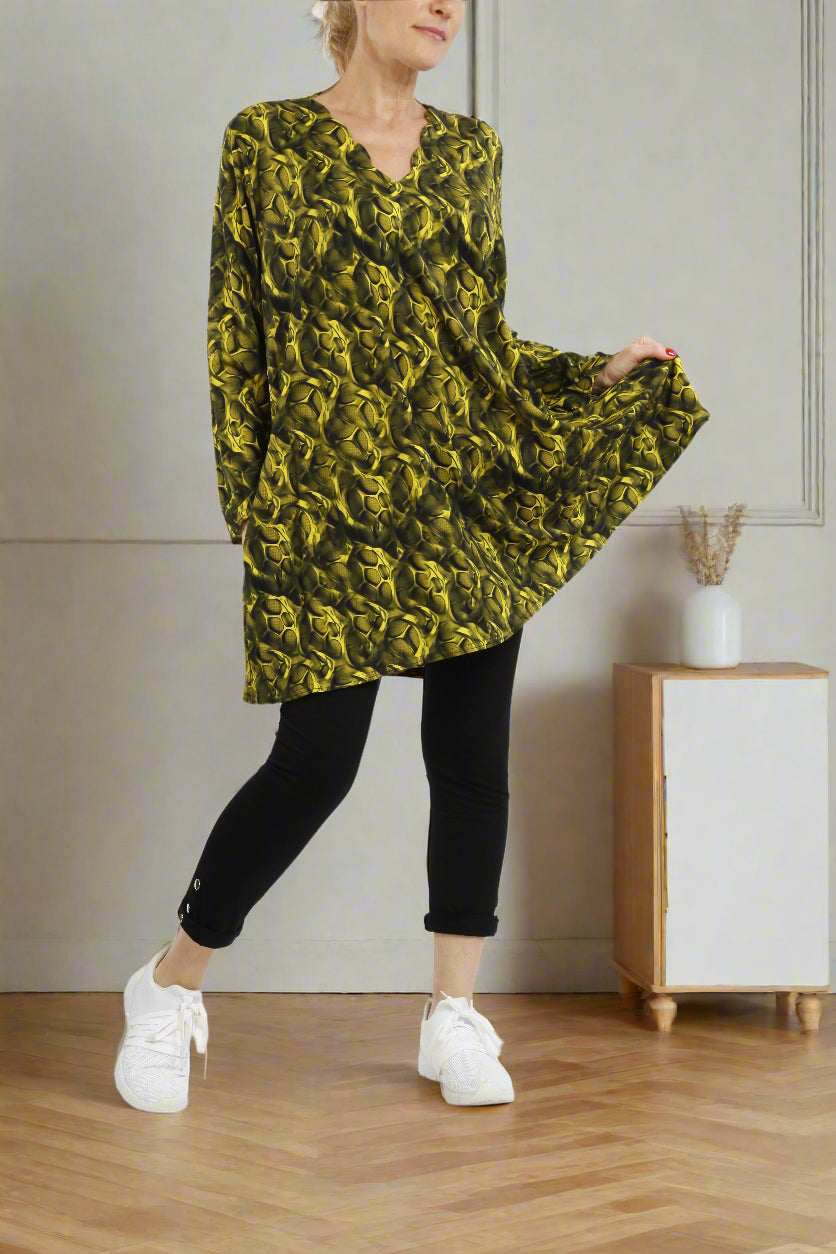 Damen Langarmshirt mit Schlangenmuster – Modische Viskose Tunika im Animal-Style - Naveed Mode GmbH