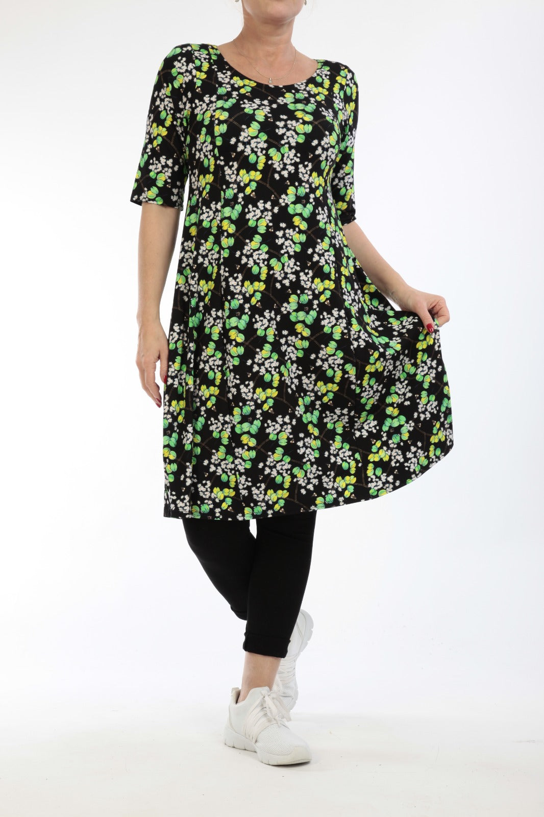 Übergroßes T Shirt mit Blumen - Naveed Mode GmbH