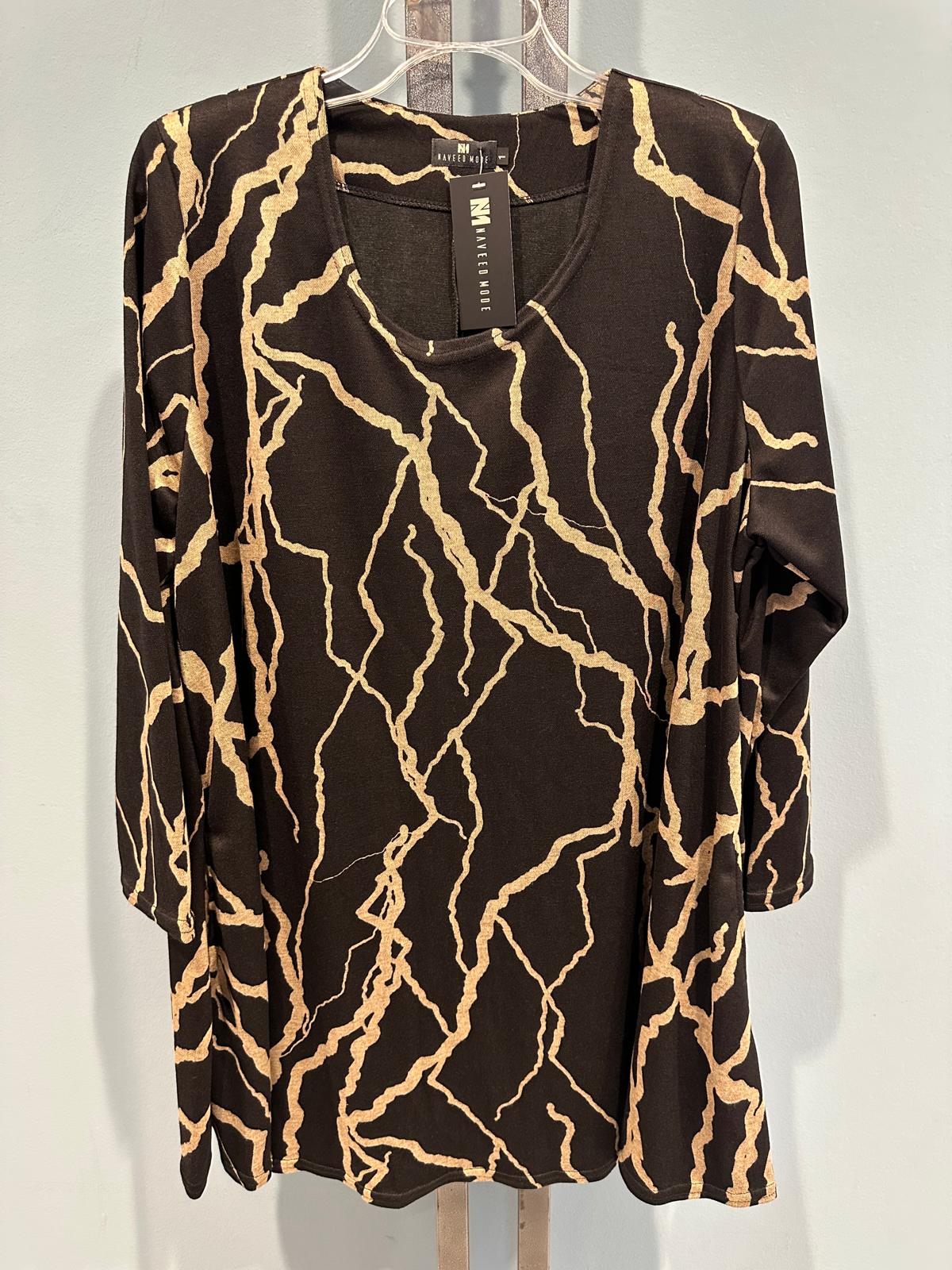 Tailliertes Tunika-Top mit Rundhalsausschnitt und 3/4-Ärmeln mit abstraktem, auffälligem Linienmuster – ideal für dehnbares Oberteil