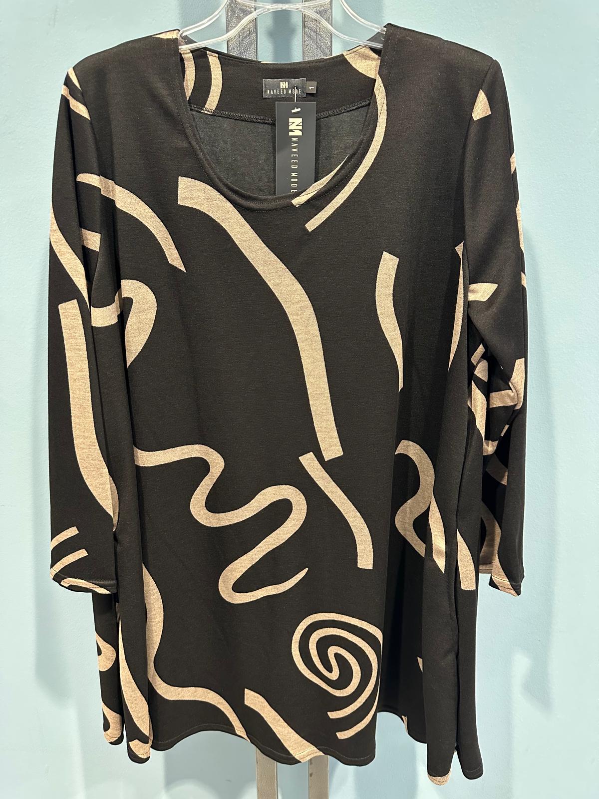 Tailliertes Tunika-Top mit Rundhalsausschnitt und 3/4-Ärmeln mit abstraktem, auffälligem Linienmuster – ideal für dehnbares Oberteil