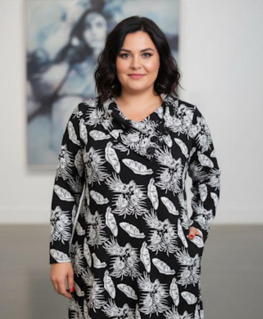 Sommerlich & Elegant: Tunika Kleid Schwarz-Weiß mit Blüten-Print