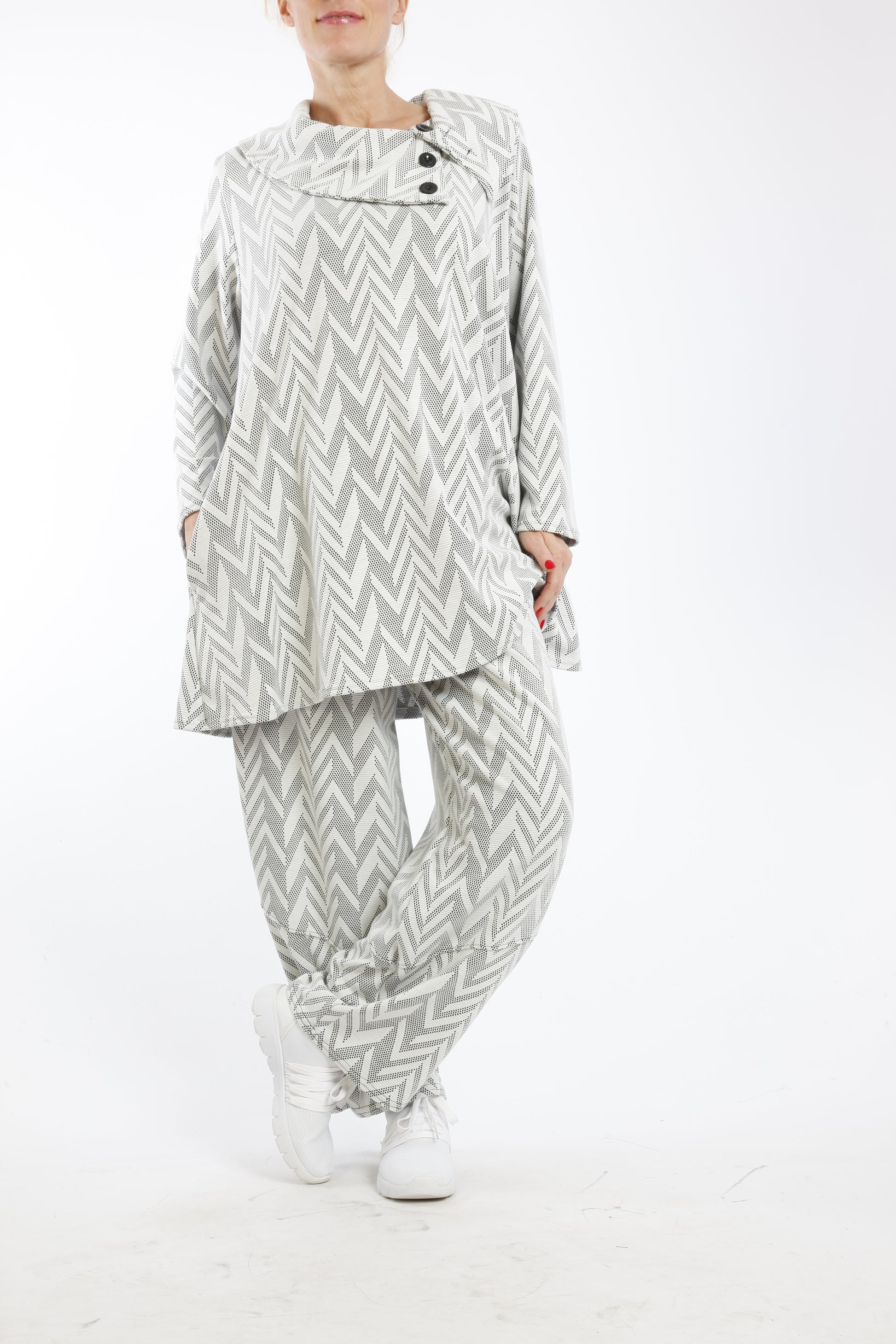 Gestreiftes zweiteiliges Set mit Fischgrätmuster | Bequemes & stylisches Co-ord-Set | Loungewear für Damen mit entspannter Passform - Naveed Mode GmbH