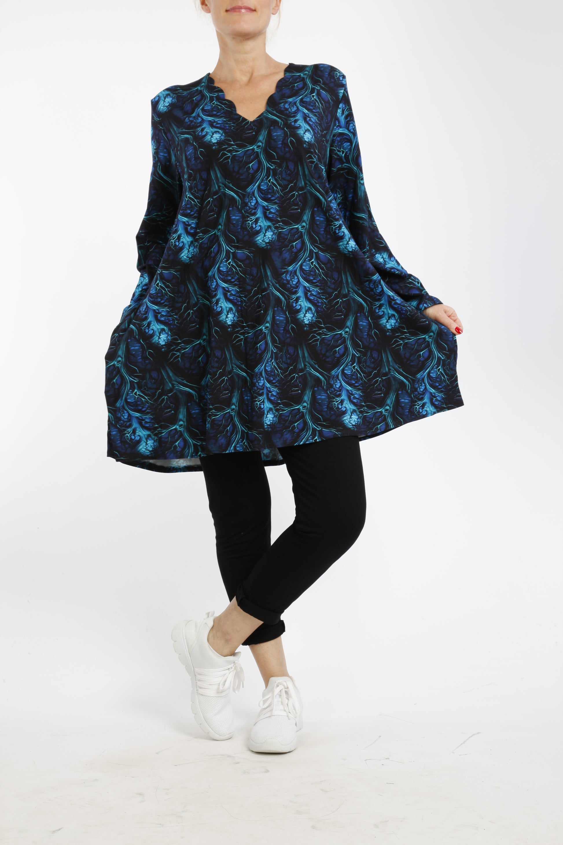 Damen Langarmshirt mit Ast-Muster – Viskose Tunika im Natürlichen Design & Bequemer Passform - Naveed Mode GmbH