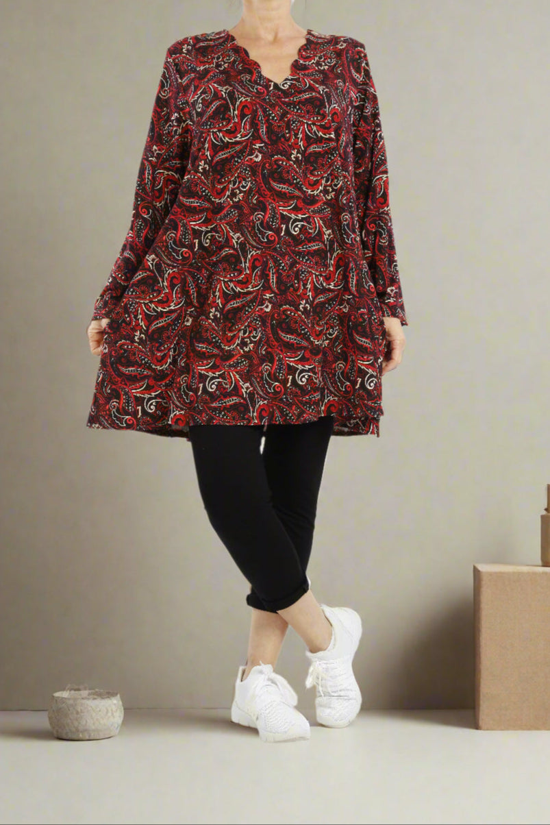 Rotes Paisley Gemustertes Langarm-Shirt für Mollige Figuren - Naveed Mode GmbH