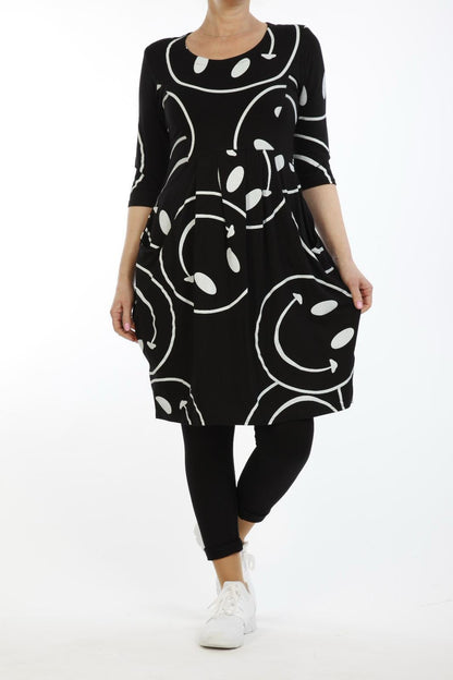Streetwear Damen Kleid – Asymmetrischer Print – Schwarz Weiß – Lässige Tunika mit Taschen