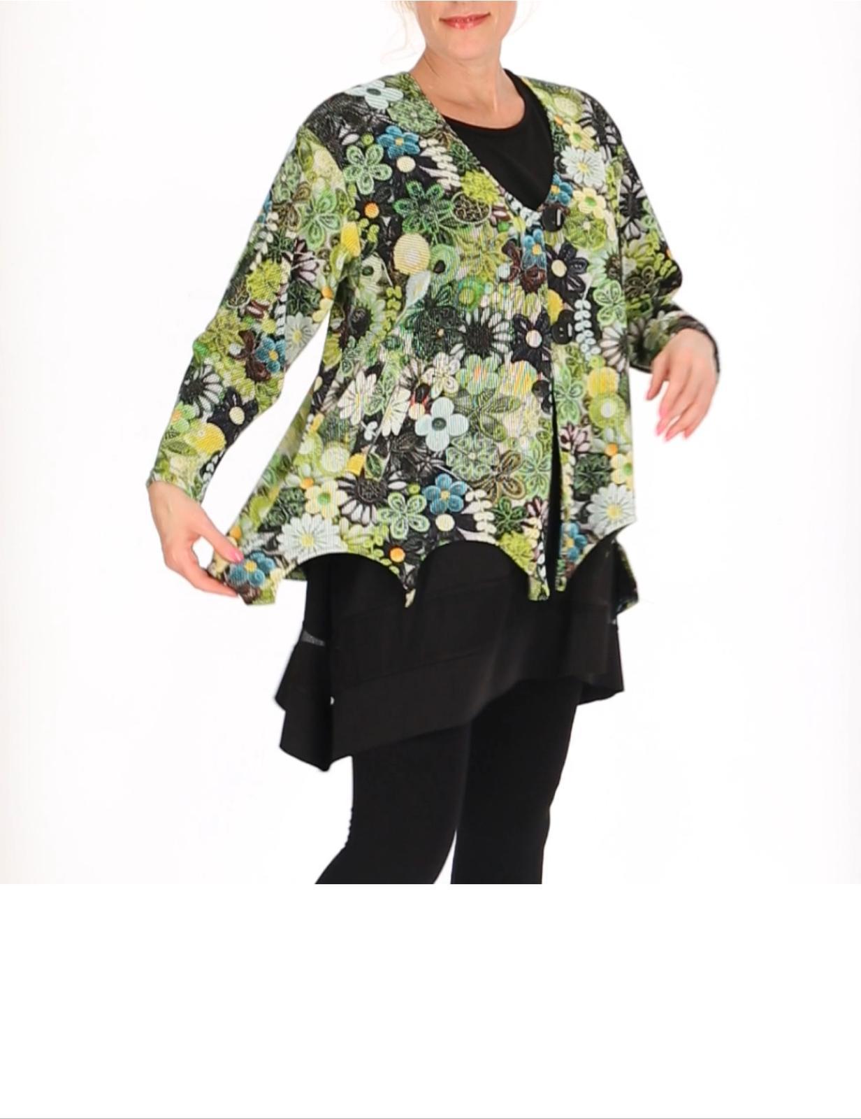 Leichter Damen Jacke-Stylisch kombinierbar mit Kleid, Jumpsuit oder Jeans.