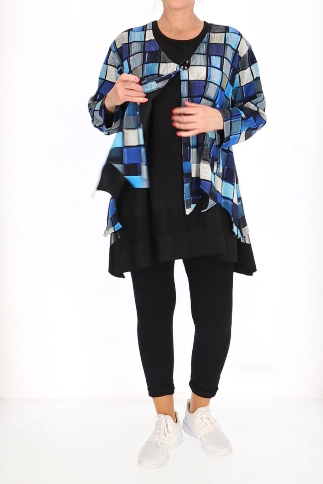„Damen Jacke mit Knopf – Leichte Sommerjacke – Eleganter Kurzjacke von NaveedMode“